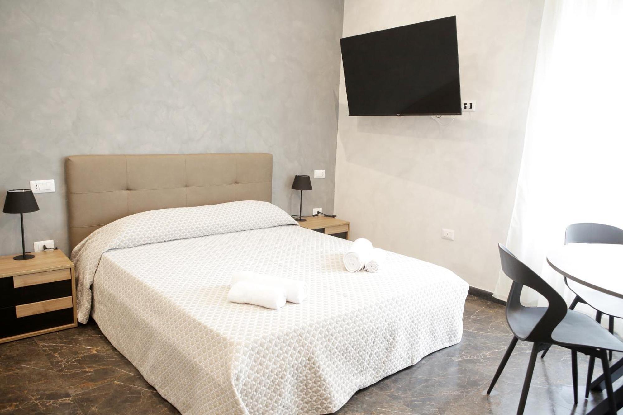 Jadore Monic Rome Buitenkant foto