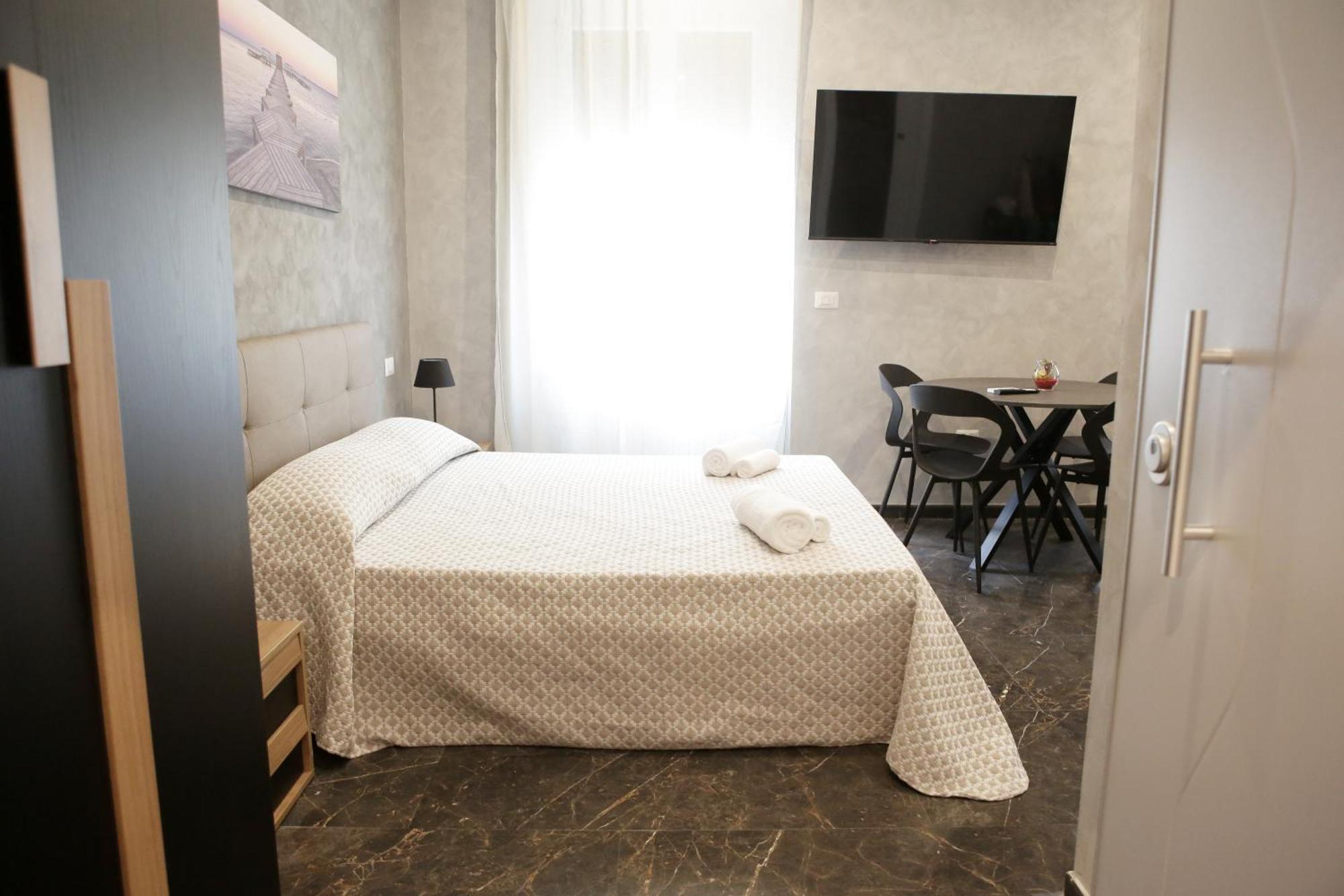 Jadore Monic Rome Buitenkant foto